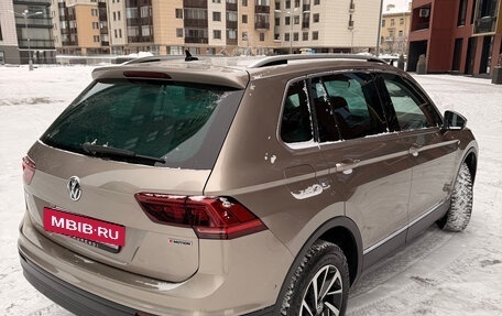 Volkswagen Tiguan II, 2018 год, 2 990 000 рублей, 10 фотография