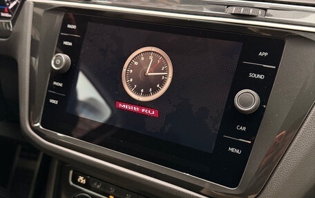 Volkswagen Tiguan II, 2018 год, 2 990 000 рублей, 21 фотография