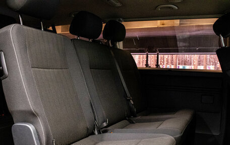 Volkswagen Caravelle T6 рестайлинг, 2017 год, 2 849 000 рублей, 11 фотография