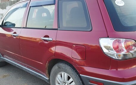 Mitsubishi Outlander III рестайлинг 3, 2003 год, 415 000 рублей, 4 фотография