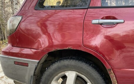 Mitsubishi Outlander III рестайлинг 3, 2003 год, 415 000 рублей, 11 фотография