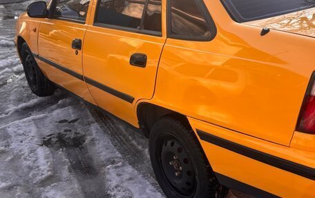 Daewoo Nexia I рестайлинг, 2004 год, 135 000 рублей, 4 фотография