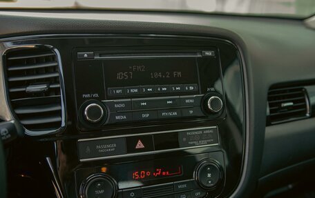 Mitsubishi Outlander III рестайлинг 3, 2021 год, 2 055 000 рублей, 13 фотография