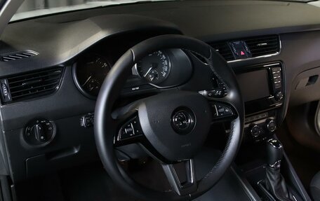 Skoda Octavia, 2017 год, 1 549 000 рублей, 10 фотография