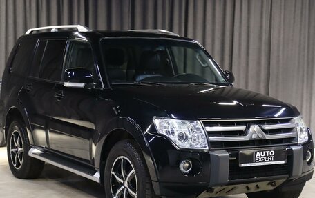 Mitsubishi Pajero IV, 2011 год, 1 799 000 рублей, 2 фотография