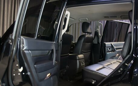 Mitsubishi Pajero IV, 2011 год, 1 799 000 рублей, 12 фотография