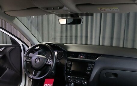 Skoda Octavia, 2017 год, 1 549 000 рублей, 5 фотография