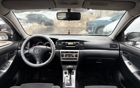 Toyota Corolla, 2004 год, 470 000 рублей, 17 фотография