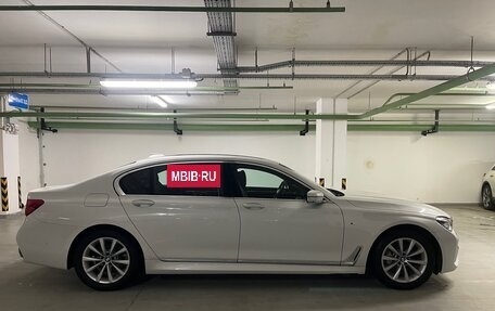 BMW 7 серия, 2015 год, 3 850 000 рублей, 8 фотография