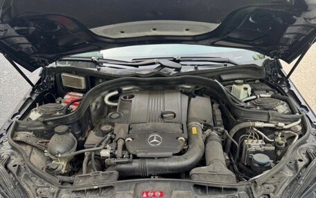 Mercedes-Benz E-Класс, 2009 год, 900 000 рублей, 13 фотография