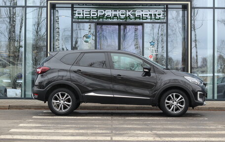 Renault Kaptur I рестайлинг, 2017 год, 1 395 000 рублей, 3 фотография