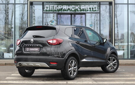 Renault Kaptur I рестайлинг, 2017 год, 1 395 000 рублей, 4 фотография