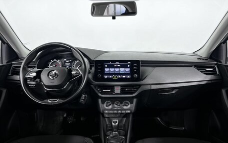 Skoda Rapid II, 2021 год, 1 390 000 рублей, 14 фотография