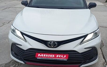 Toyota Camry, 2021 год, 3 500 000 рублей, 1 фотография