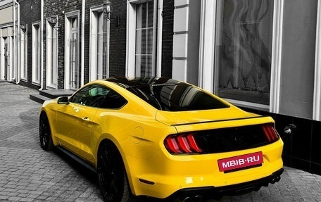 Ford Mustang VI рестайлинг, 2018 год, 3 190 000 рублей, 4 фотография