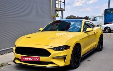 Ford Mustang VI рестайлинг, 2018 год, 3 190 000 рублей, 6 фотография