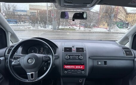 Volkswagen Touran III, 2010 год, 720 000 рублей, 9 фотография
