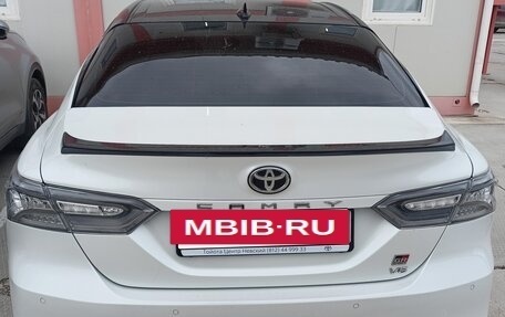 Toyota Camry, 2021 год, 3 500 000 рублей, 7 фотография