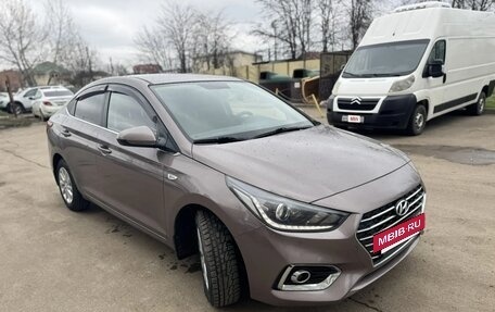 Hyundai Solaris II рестайлинг, 2018 год, 1 400 000 рублей, 2 фотография