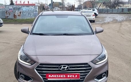 Hyundai Solaris II рестайлинг, 2018 год, 1 400 000 рублей, 12 фотография