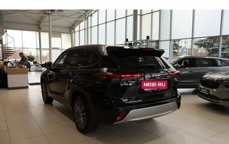 Toyota Highlander, 2025 год, 5 490 000 рублей, 6 фотография