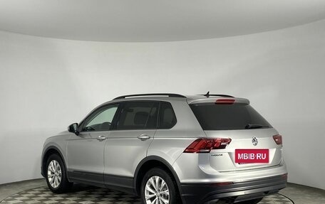 Volkswagen Tiguan II, 2017 год, 1 694 000 рублей, 7 фотография