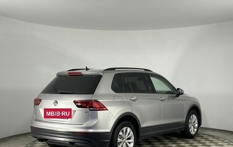 Volkswagen Tiguan II, 2017 год, 1 694 000 рублей, 6 фотография