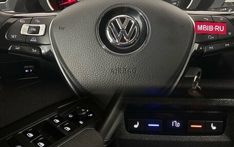 Volkswagen Tiguan II, 2017 год, 1 694 000 рублей, 19 фотография