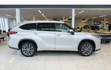 Toyota Highlander, 2025 год, 6 180 000 рублей, 7 фотография
