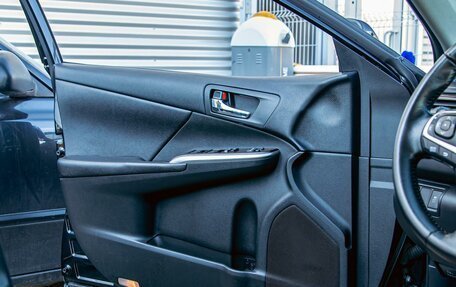 Toyota Camry, 2017 год, 1 895 000 рублей, 12 фотография