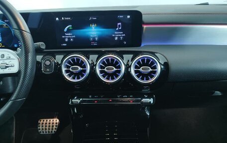 Mercedes-Benz CLA, 2020 год, 3 131 000 рублей, 20 фотография