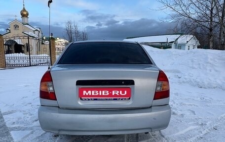 Hyundai Accent II, 2004 год, 259 000 рублей, 4 фотография