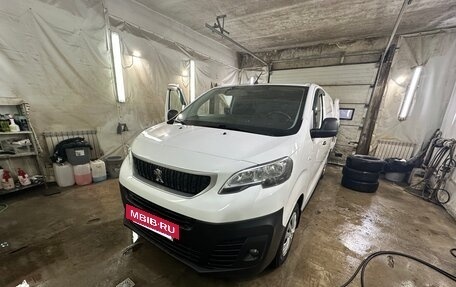 Peugeot Expert, 2021 год, 2 500 000 рублей, 4 фотография