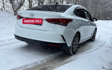 Hyundai Solaris II рестайлинг, 2020 год, 1 210 000 рублей, 7 фотография