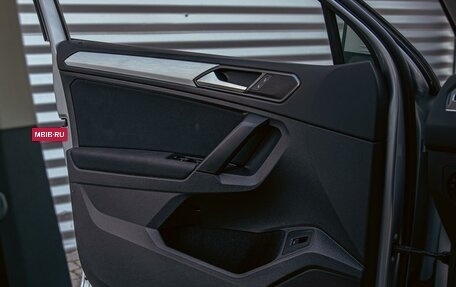 Volkswagen Tiguan II, 2020 год, 1 755 000 рублей, 12 фотография