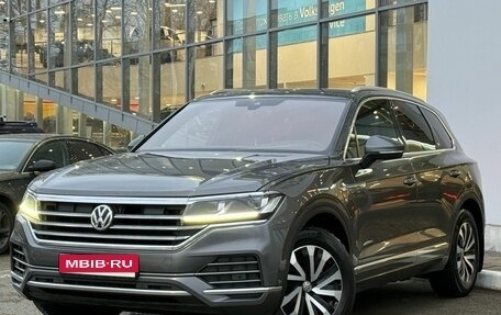 Volkswagen Touareg III, 2020 год, 4 430 000 рублей, 1 фотография