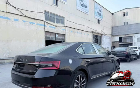 Skoda Superb, 2026 год, 2 700 000 рублей, 3 фотография