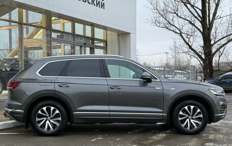 Volkswagen Touareg III, 2020 год, 4 430 000 рублей, 9 фотография