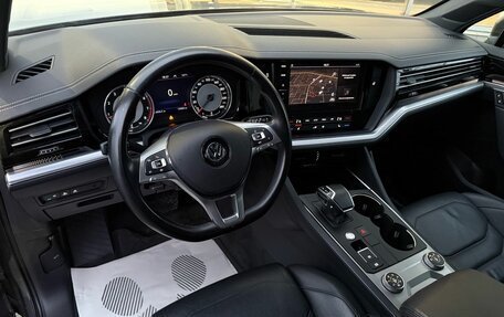 Volkswagen Touareg III, 2020 год, 4 430 000 рублей, 15 фотография