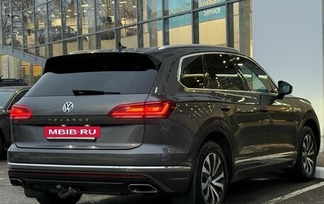 Volkswagen Touareg III, 2020 год, 4 430 000 рублей, 8 фотография