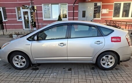 Toyota Prius, 2008 год, 715 000 рублей, 2 фотография