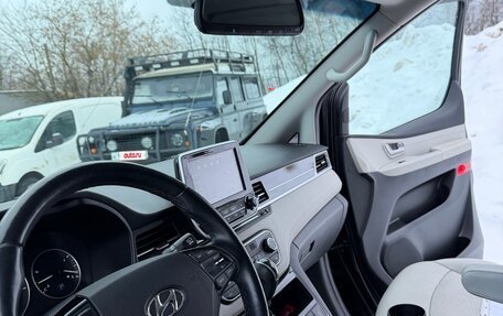 Hyundai Grand Starex Grand Starex I рестайлинг 2, 2020 год, 5 200 000 рублей, 7 фотография