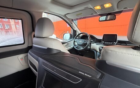 Hyundai Grand Starex Grand Starex I рестайлинг 2, 2020 год, 5 200 000 рублей, 17 фотография