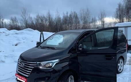 Hyundai Grand Starex Grand Starex I рестайлинг 2, 2020 год, 5 200 000 рублей, 14 фотография