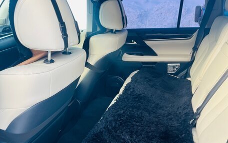 Lexus LX III, 2016 год, 4 850 000 рублей, 8 фотография