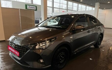 Hyundai Solaris II рестайлинг, 2021 год, 1 650 000 рублей, 7 фотография