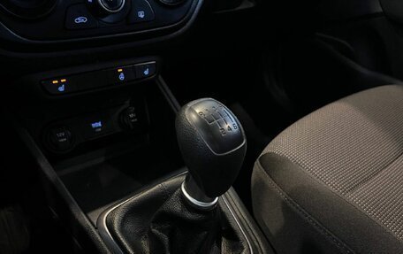 Hyundai Solaris II рестайлинг, 2021 год, 1 650 000 рублей, 31 фотография