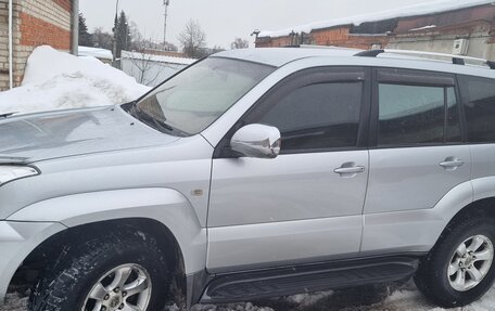 Toyota Land Cruiser Prado 120 рестайлинг, 2005 год, 1 700 000 рублей, 1 фотография