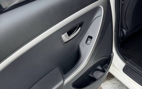 Hyundai i30 II рестайлинг, 2013 год, 1 199 000 рублей, 15 фотография