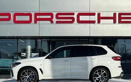 BMW X5, 2021 год, 8 250 000 рублей, 2 фотография